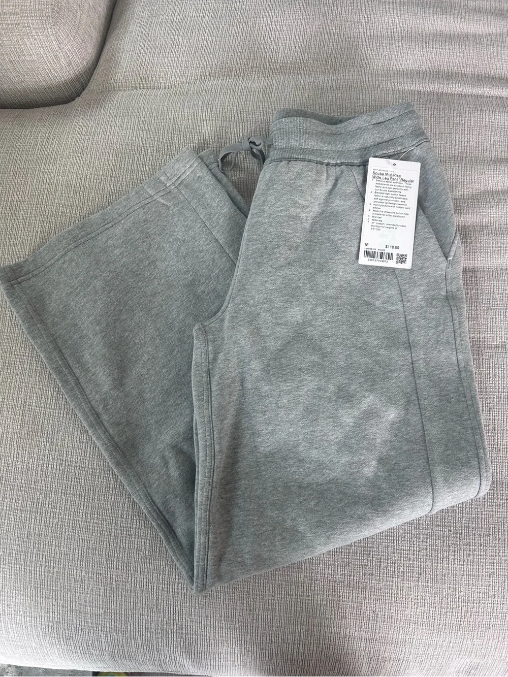 Women’s Grey Lululemon Scuba Mid-Rise Wide Leg Pant. Size M. - Picture 2 of 4